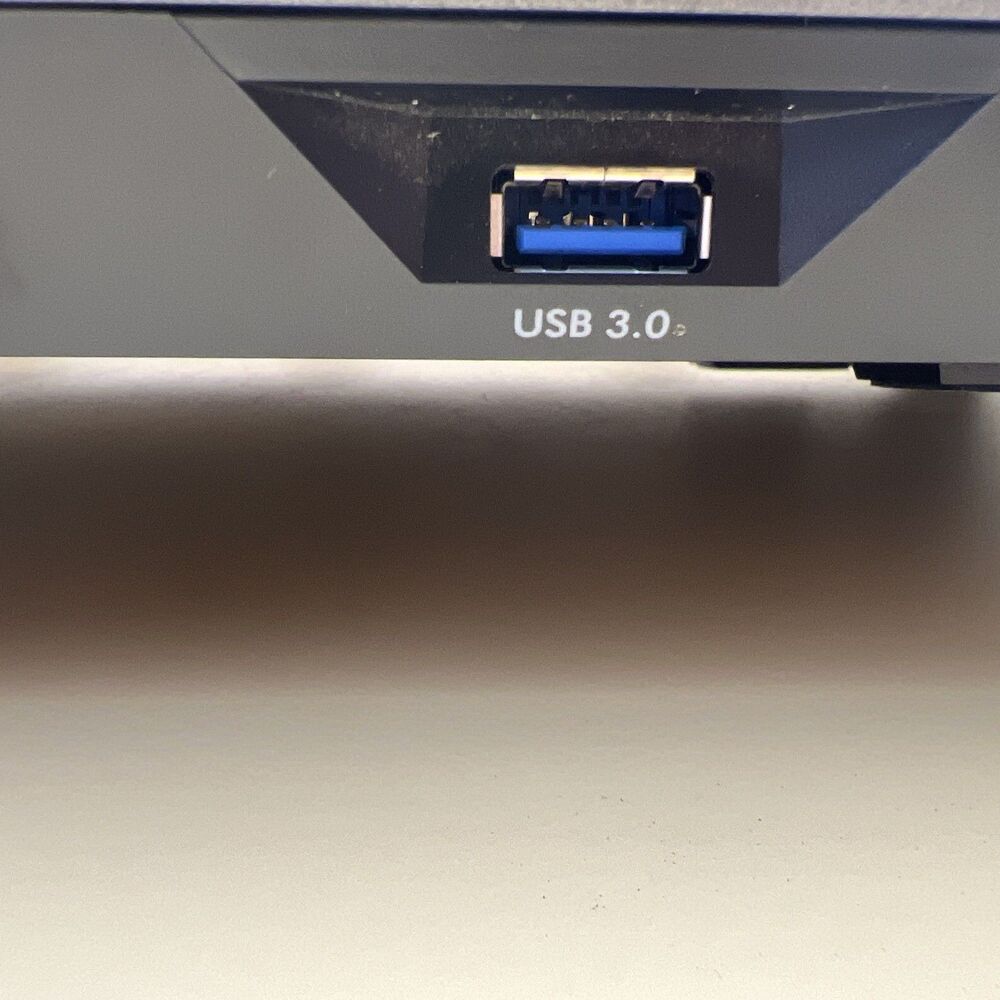 NETGEAR Nighthawk AC1900 Smart WiFi Router (R7000-100NAS)Untested No power Cord - Picture 3 of 6